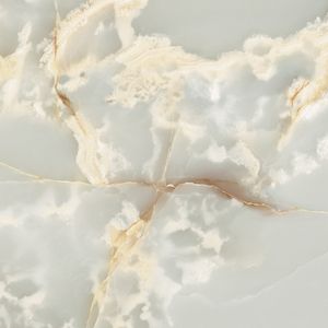 Hiraola's Product Image