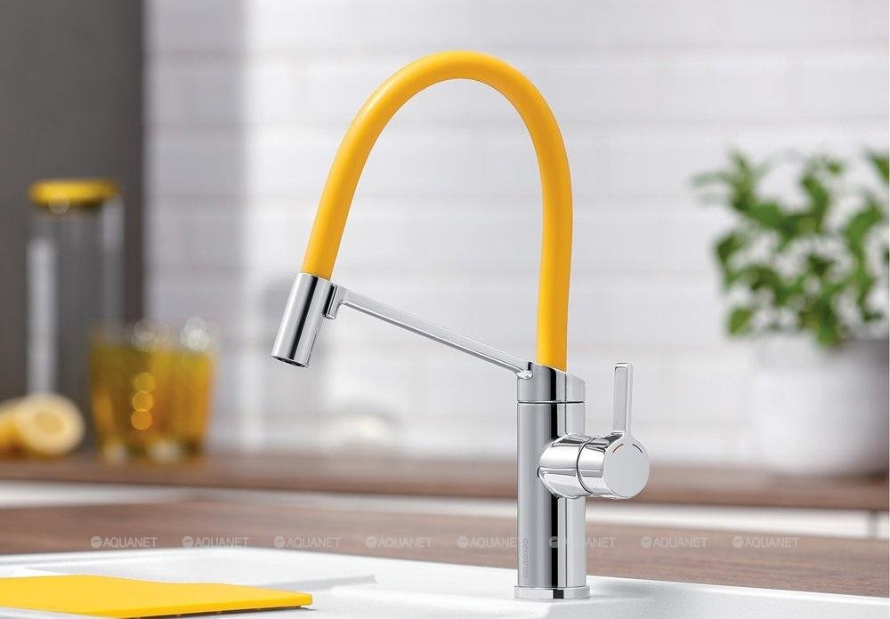 Hiraola's Product Image